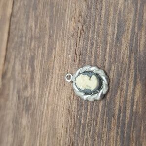 Delicate cameo Victorian fringe charm necklace pendant‎